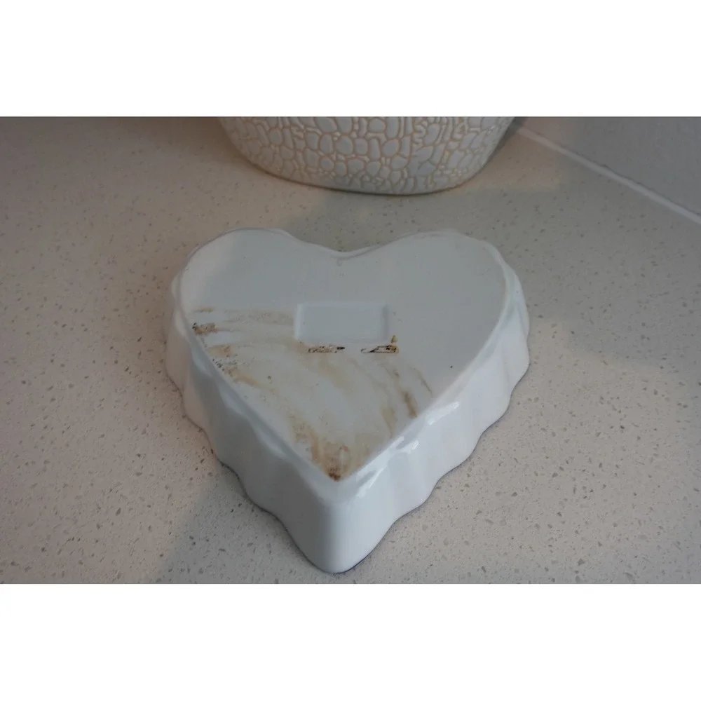 Heart Shaped‎ Trinket Dish Floral Blue Purple White Ceramic Decor